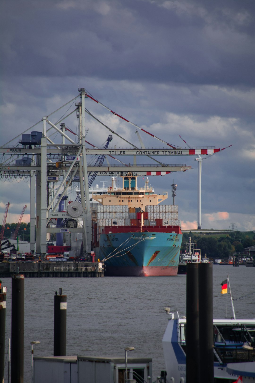 Optimizing Logistics for Smart Fabric Ironing Press (HS 851640) Shipments to the Port of Osaka, Japan