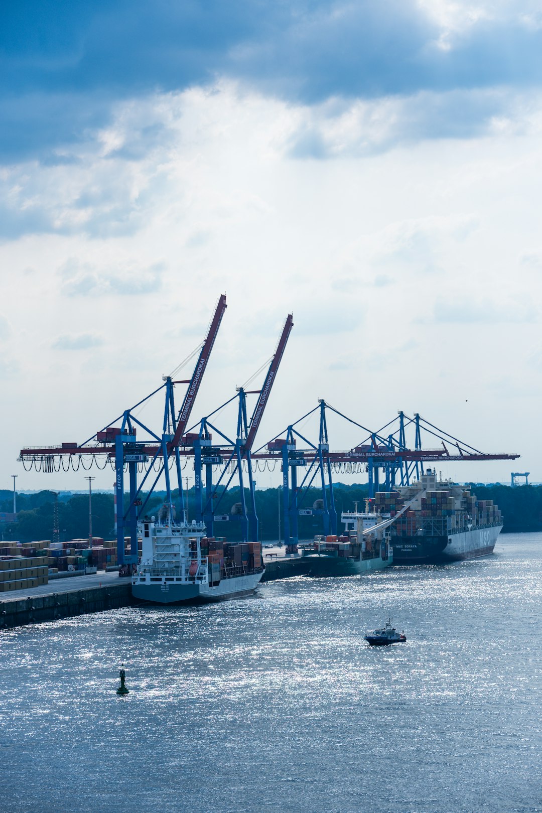 Shipping Emergency Portable Power Stations to the Port of Tanjung Pelepas, Malaysia