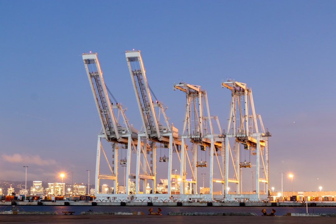 Shipping Makeup Brush Sets (HS 960330) to the Port of Oslo, Norway