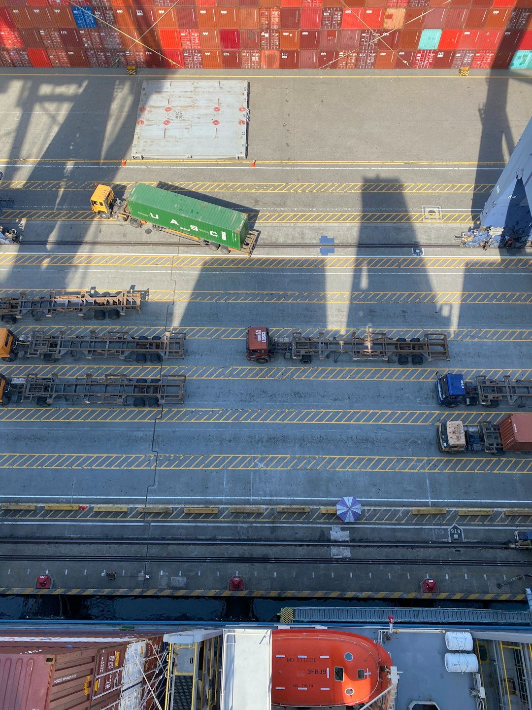 Importing Privacy Anti-Spy Screen Protectors to the Port of Le Havre, France