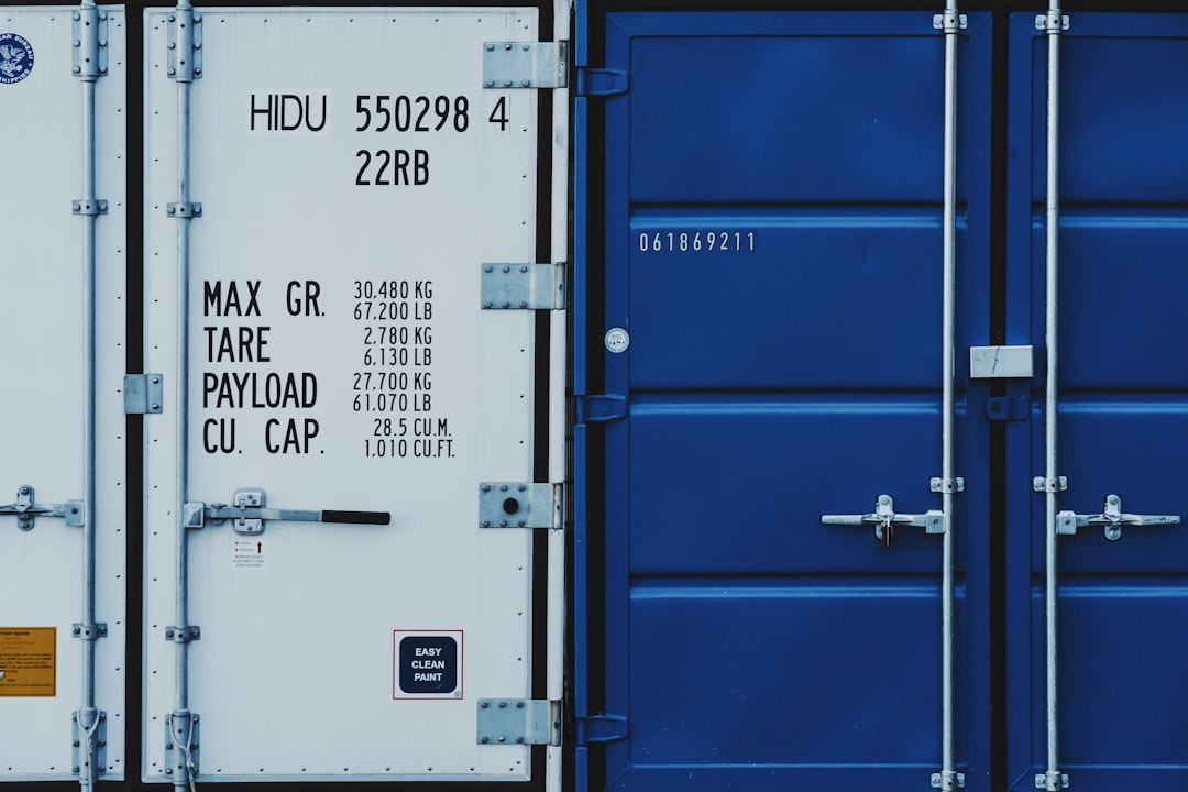 Strategic Logistics for Shipping Insulin Glargine Injection Pens to the Port of Jebel Ali, UAE