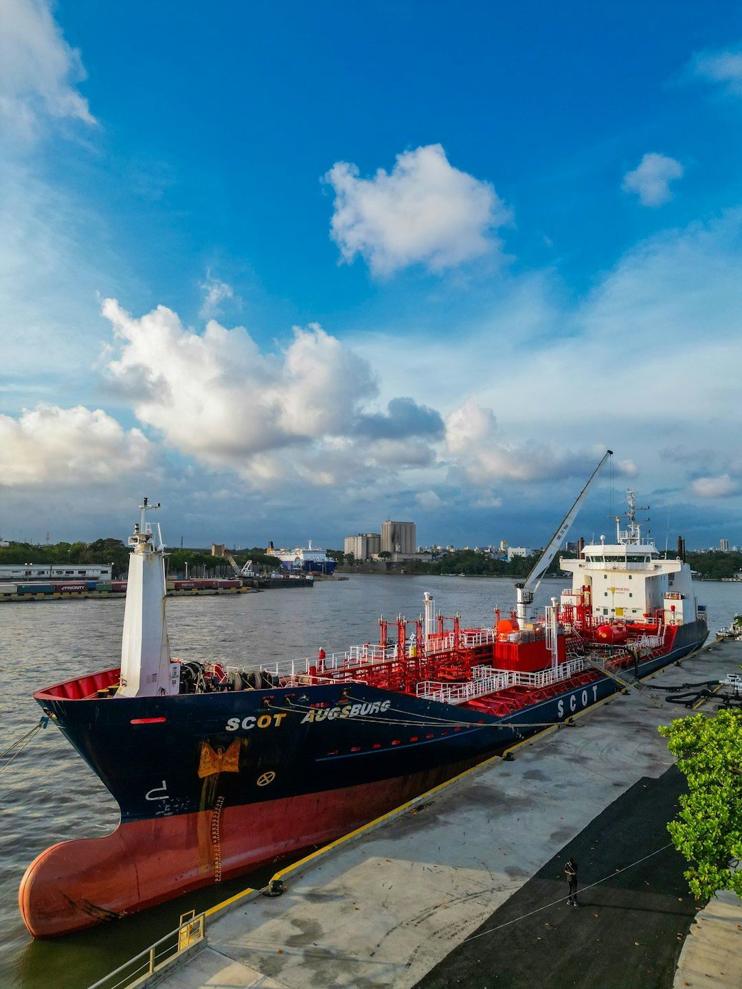 Shipping Conveyor Rubber Belting (HS 401012) to the Port of Bremerhaven