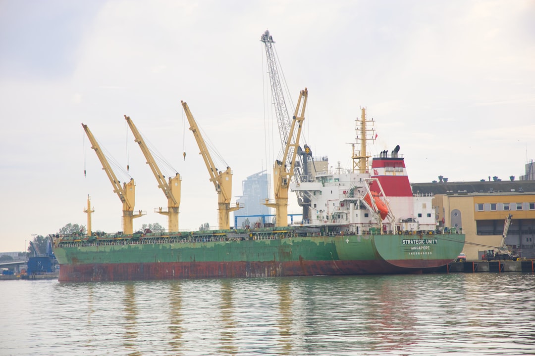 Importing Non-Stick Cast Iron Skillets (HS 732391) to the Port of Karachi