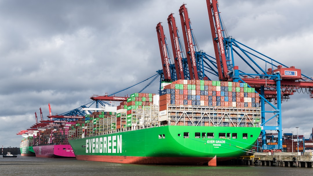 Shipping Luxury Leather Handbags (HS 420221) to the Port of Haiphong, Vietnam
